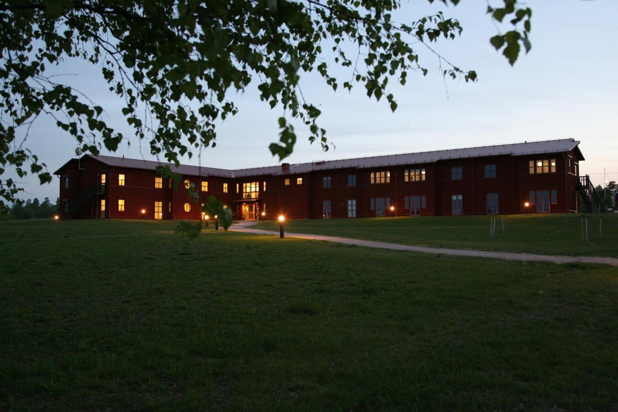 Sahlstroemsgarden Guest House Torsby Exterior photo